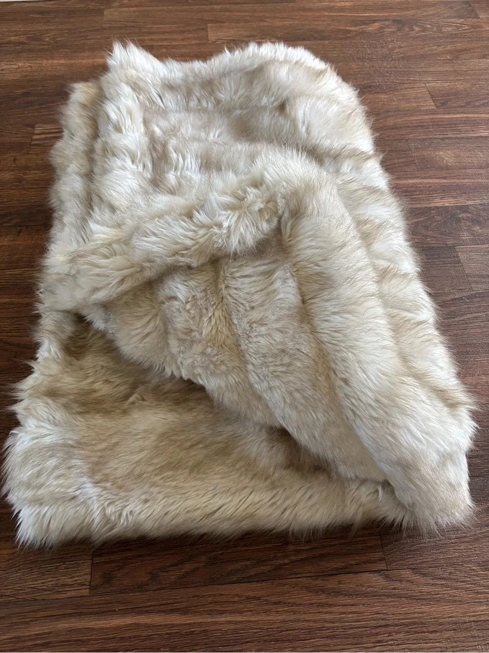 Restoration Hardware RH Ultimate Faux Fur Plush Throw Blanket In Grey Wolf 60x80